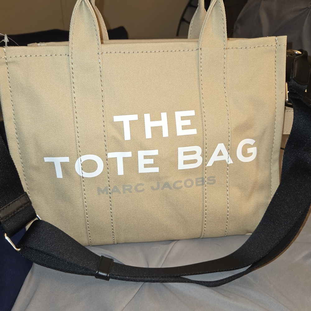 Brand New Marc Jacobs Tote Bag In Camel(Medium) 13"Lx6"Dx11"H. NO LOW BALLING!